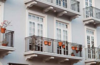 Balcone di un palazzo signorile